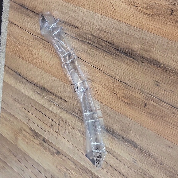 CARICO Made in Japan Stainless Utensil Wall Hanger - Holds 5 Utensils - Picture 2 of 11